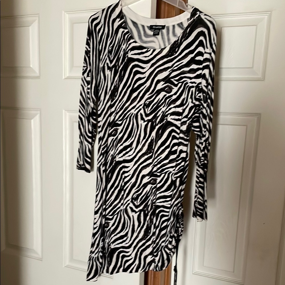 Raffi Black and White Crew Neck Sweater
